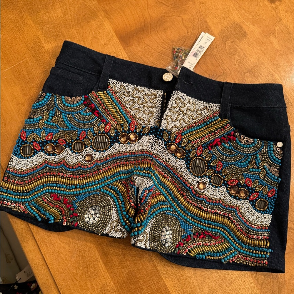 Alice + Olivia never worn beaded shorts